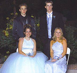 prom03.jpg